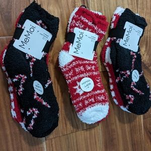 Me Moi 9 Pair of Compy Christmas Plush Socks Nwt ❤️